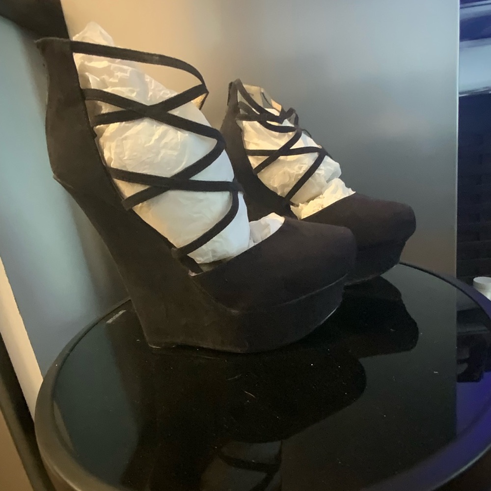 Women's Black Wedge Heels